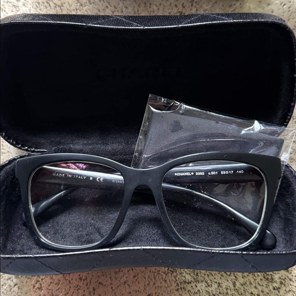 CHANEL Black prescription glasses, with Case and with Soft Pouch. - Picture 16 of 16